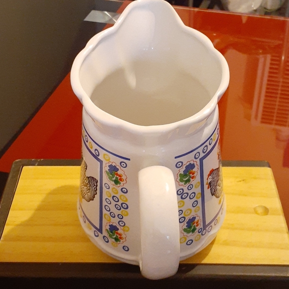 The Heirloom Tradition Ceramic Milk Pitcher - Picture 3 of 4